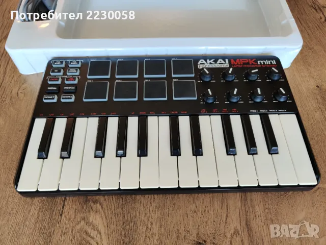 AKAI MPK Mini - професионална MIDI клавиатура, снимка 3 - Други - 48361533