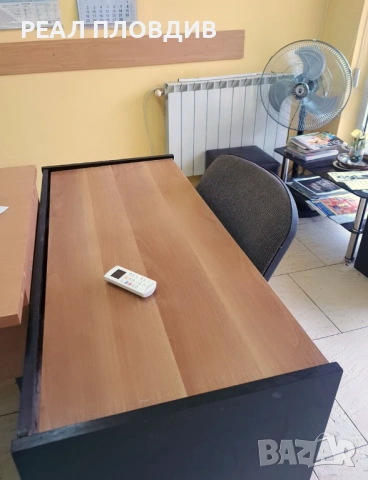 Офис оборудване - бюра, столове, компютър и др., снимка 18 - Работни маси и бюра - 53442920