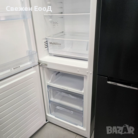 хладилник с фризер BOSCH - 185sm.- бял, снимка 5 - Хладилници - 53474975