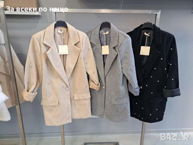 Дамско Сако С Перли - Различни Цветове Код S421