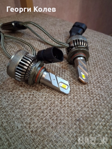 Продавам Диодна крушка HB4 / 9006, снимка 2 - Аксесоари и консумативи - 52343961