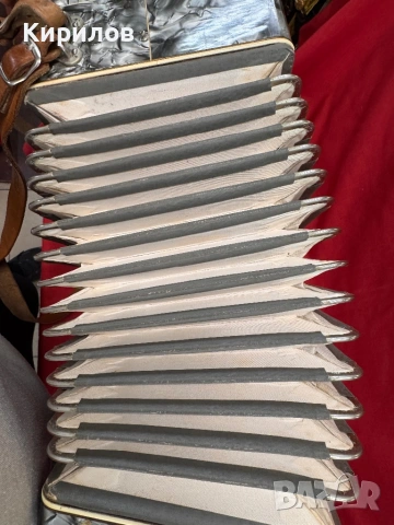 Акордеон Weltmeister 80 Баса!, снимка 11 - Акордеони - 53511920