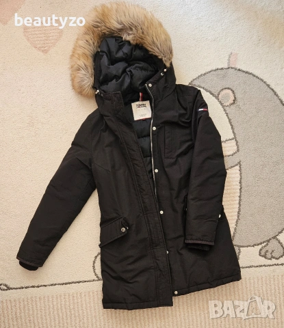 Дамско зимно яке Tommy Hilfiger, снимка 2 - Якета - 53276975