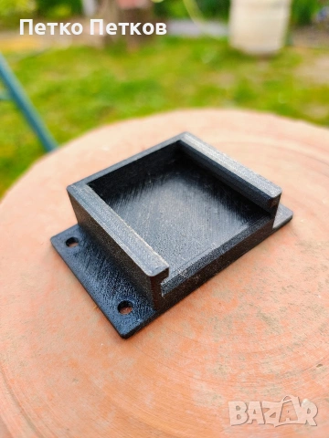 Стенен държач за батерии Parkside X 20V Team , снимка 2 - Други инструменти - 54255709