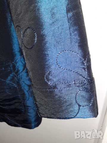 Леко елегантно сако - цвят кралско синьо!, снимка 5 - Сака - 50261275