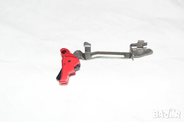 Лот части и аксесоари за Glock 17 , снимка 9 - Бойно оръжие - 53741991