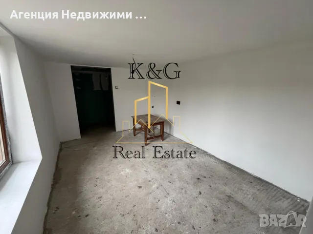 Едноетажна къща в с. Балкански , снимка 4 - Къщи - 49891324