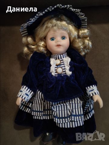 Колекционерска кукла порцеланова, снимка 1 - Кукли - 45188861