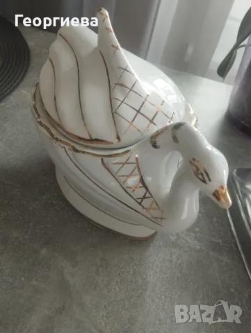 Продавам порцеланов лебед, снимка 3 - Декорация за дома - 50231446