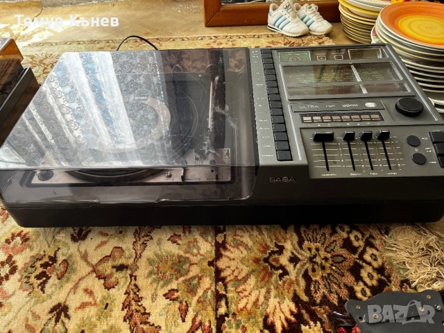 SABA Ultra Hifi 9800 Радио грамофон, снимка 4 - Грамофони - 54154699