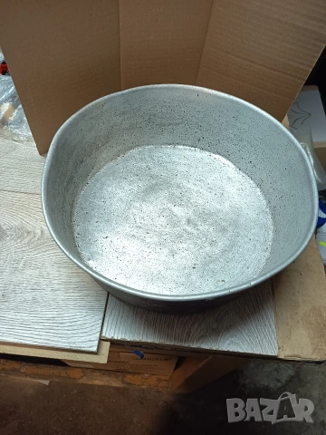 Тава кръгла 