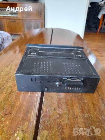 Стар автомобилен радиокасетофон Philips 885, снимка 4 - Други ценни предмети - 51703570