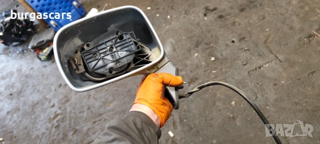 Огледало ляво Toyota Corolla Verso, снимка 2 - Части - 53926912