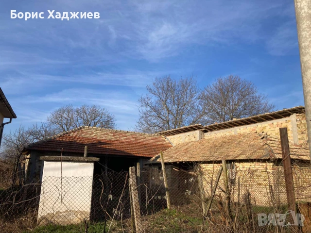 Едностайна къща с двор и стопански постройки с.Медовина, снимка 4 - Къщи - 53864965