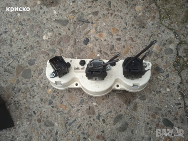 панел парно форд фокус, снимка 2 - Части - 52858020