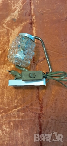 Малка настолна лампа 