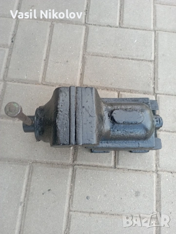 Менгеме Българско от соца 14кг челюсти 100мм, снимка 2 - Менгемета - 54125652