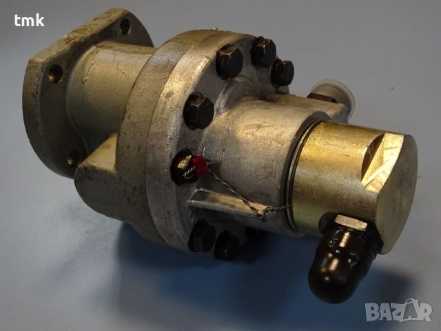 Хидравлична помпа Jihostroj ZBC 15R0-1 gear pump, снимка 8 - Резервни части за машини - 45727627