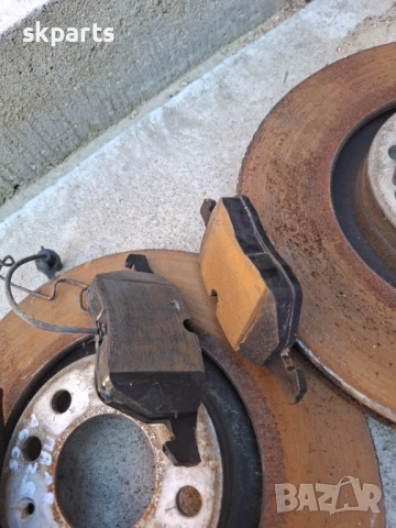 Дискове с накладки предни за Audi A6 Allroad C5/ Audi A6 C5 2.5 TDI, снимка 7 - Части - 54144316