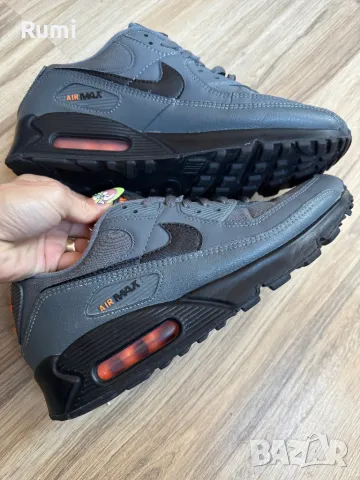 Оригинални маратонки Nike Air Max 90 Total Orange ! 44 н, снимка 5 - Маратонки - 48741495