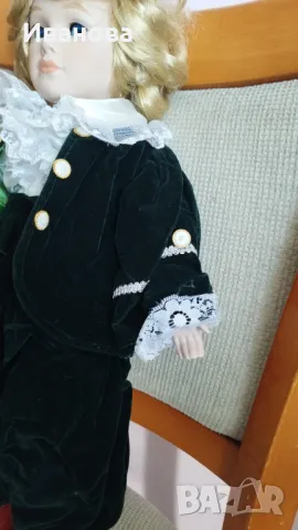 Колекционерска порцеланова кукла, снимка 6 - Антикварни и старинни предмети - 49972333