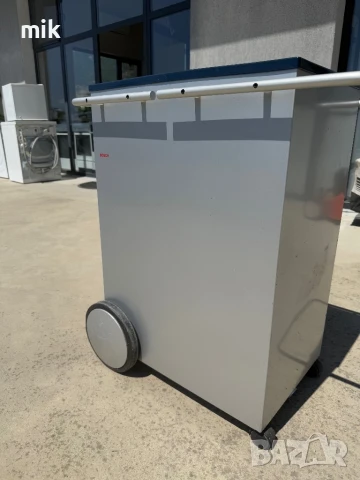 Малка витрина - Количка Bosch , снимка 7 - Хладилници - 50769107