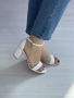 Елегантни дамски сандали с ток и бляскави линии за стилна походка, снимка 1 - Сандали - 45655196