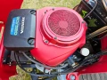 ТРАКТОРНА КОСАЧКА HONDA. ДВУЦИЛИНДРОВА. ПЕРФЕКТНА , снимка 15