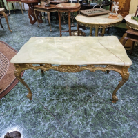 Чудесна антикварна белгийска бронзова маса с плот от оникс , снимка 2 - Антикварни и старинни предмети - 44967657