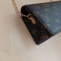 Чанта Louis Vuitton Wallet On Chain Lily Дамска Чантичка, снимка 11 - Чанти - 45171566