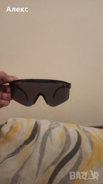 продавам чисто нови очила., снимка 1