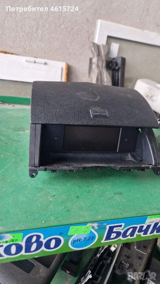 Дисплей Нави Мерцедес w204, снимка 1