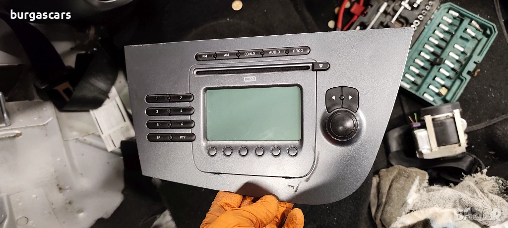 Радио CD MP3 1P1 035 186 B Seat Leon II (1P) - 100лв, снимка 1