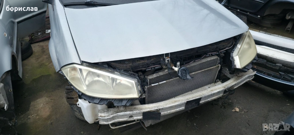 Рено Меган на части, снимка 1