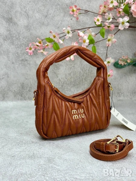 чанти Miu Miu , снимка 1