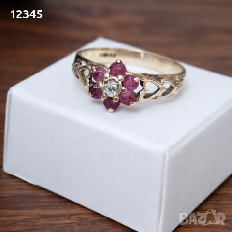 Старинен златен пръстен с диамант и рубини