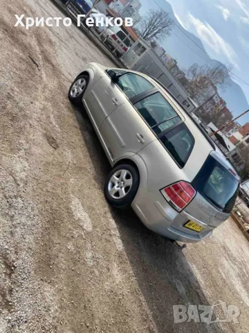 Opel Zafira B 1.8 16V, снимка 4 - Автомобили и джипове - 49192702