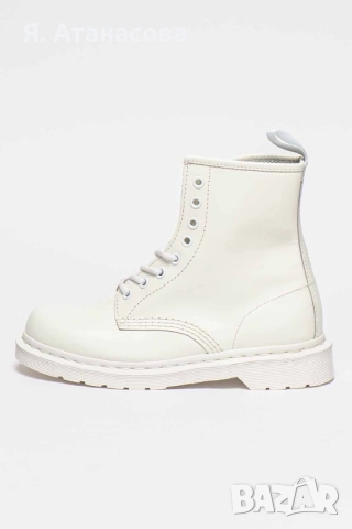 Dr. Martens - Кожени боти с подметка с грайфер, Мръснобял, снимка 13 - Дамски боти - 52955018