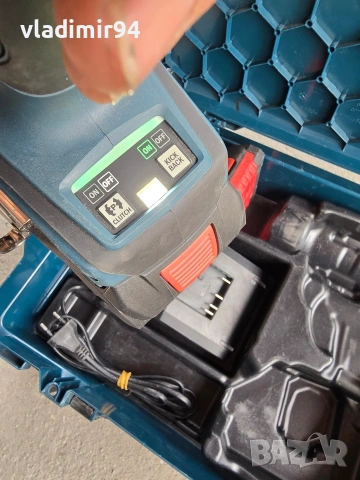 Bosch GSB 18V-90 C, снимка 6 - Винтоверти - 53761430