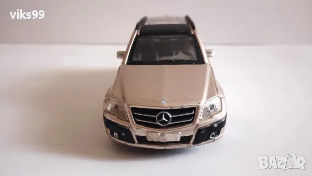 Mercedes Benz GLK Class Maisto 1:40, снимка 7 - Колекции - 47225186