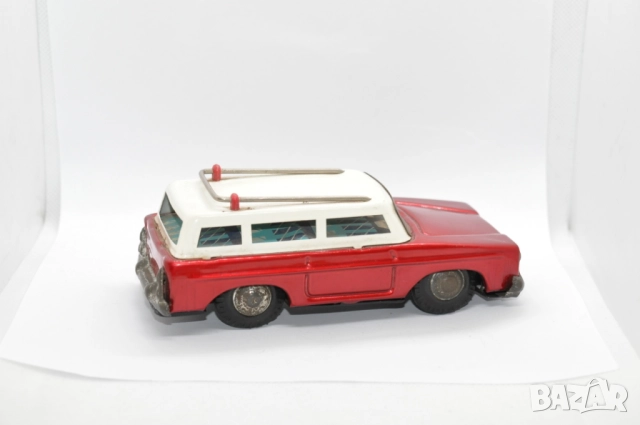 Метална ретро количка с механизъм, снимка 3 - Колекции - 52384386