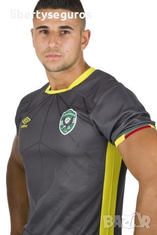 Лудогорец фланелка Umbro