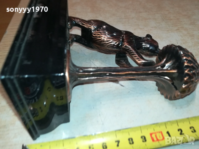 EUROPE-МЕТАЛНА ЗАПАЛКА С МЕЧКА 0709251650, снимка 4 - Антикварни и старинни предмети - 51633995