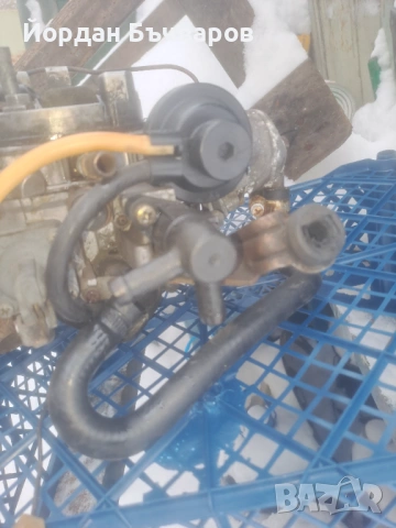 Pierburg 2E карбуратор със автоматичен смукач за 1.6 см3 VW Golf & Jetta Mk2, снимка 4 - Части - 53390753