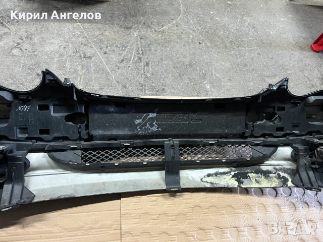 Предна броня за Mercedes C-class W203 (седан и комби), снимка 7 - Части - 53623697