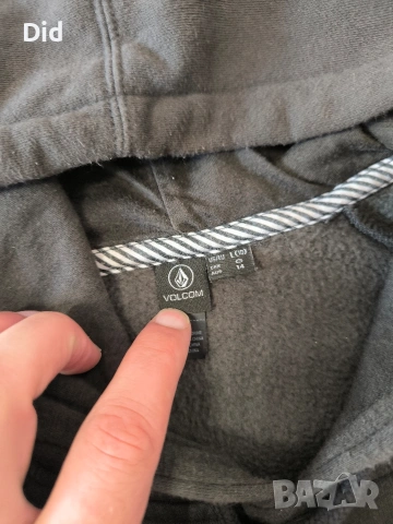 оригинален суичър Volcom, снимка 3 - Суичъри - 53845513