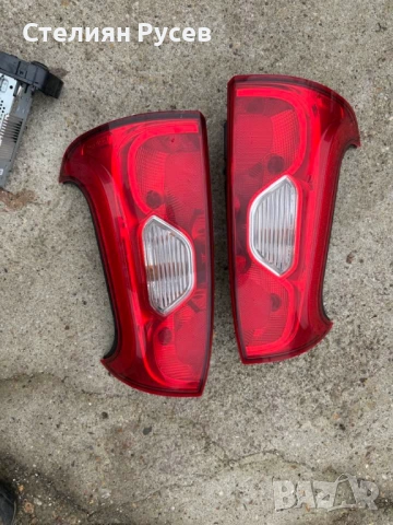 ляв или десен стоп за fiat panda / punto / bravo  1.2i 68 коня бензин 2013г цена  10 евро  за брой  