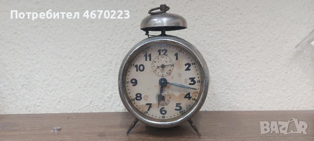 Старинен будилник Junghans