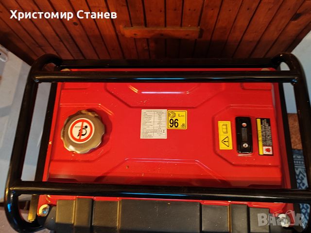 Бензинов генератор 3150W, снимка 5 - Градинска техника - 45657197