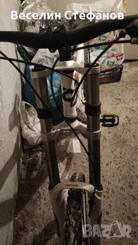 Cross Enduro 26 цола Мекица Обслужен, Двукоронна вилка, дискови спир, снимка 6 - Велосипеди - 52042268